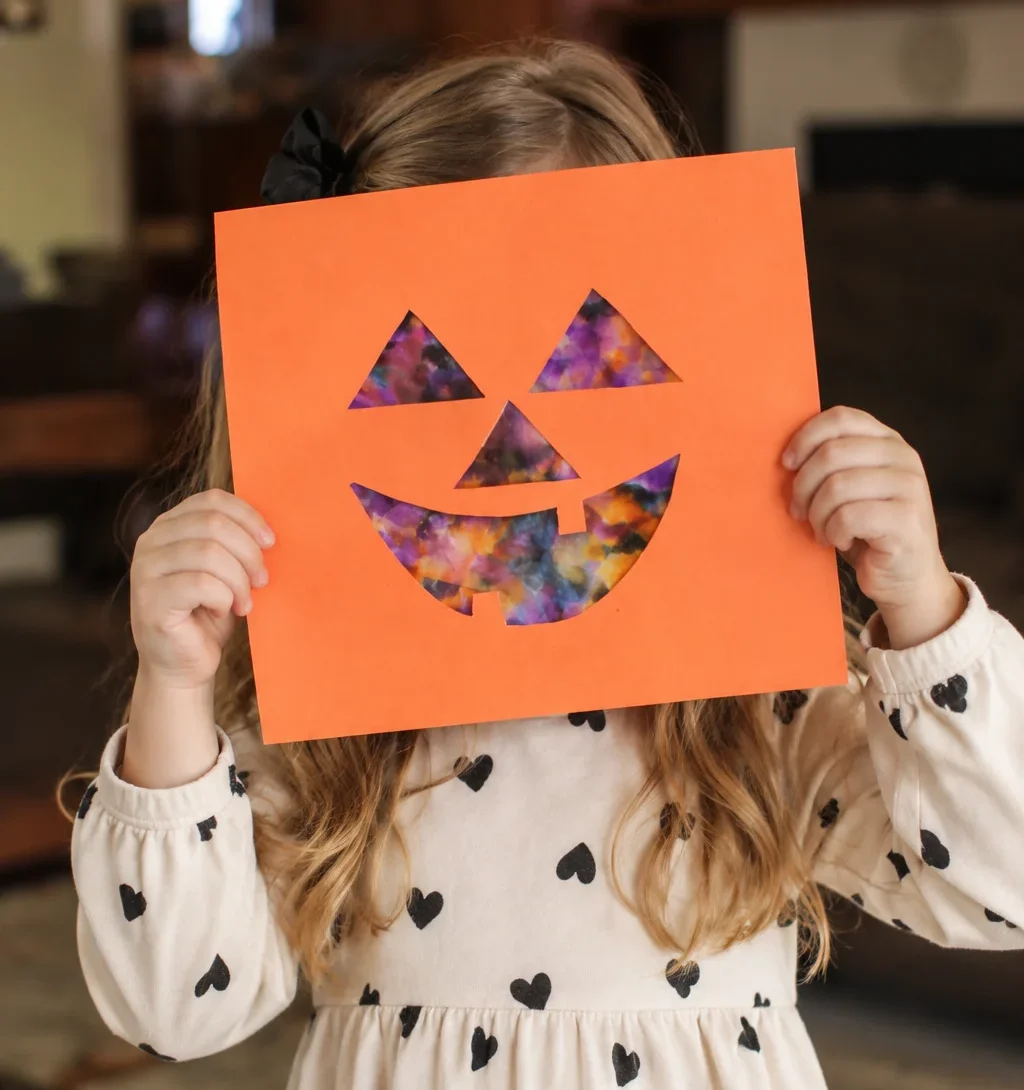 Easy Halloween Art Project Kids Can Make at Home
